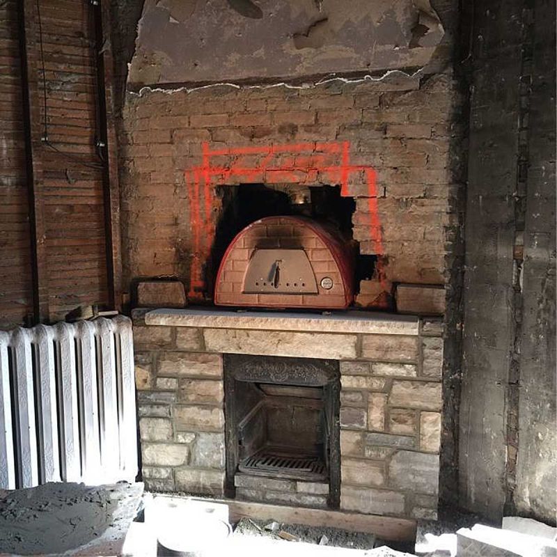 Cuptor traditional pe lemne Maximus rosu