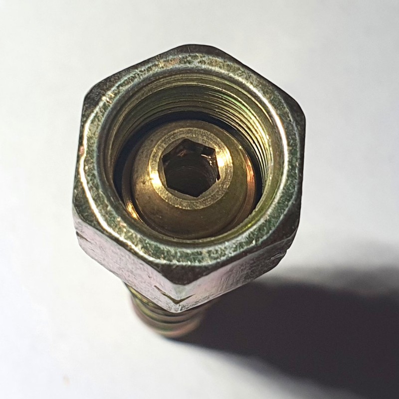 Conexiune pentru furtun de gaz cu filet 1 pe 4 Cadac 8154-6