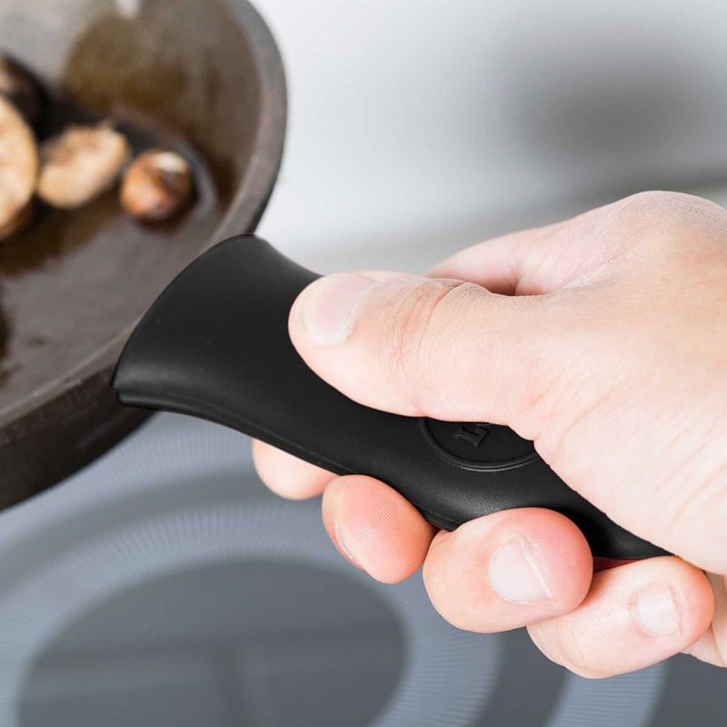 Protectie maner din silicon dimensiune S pentru tigaile Lodge L-ASHHM11